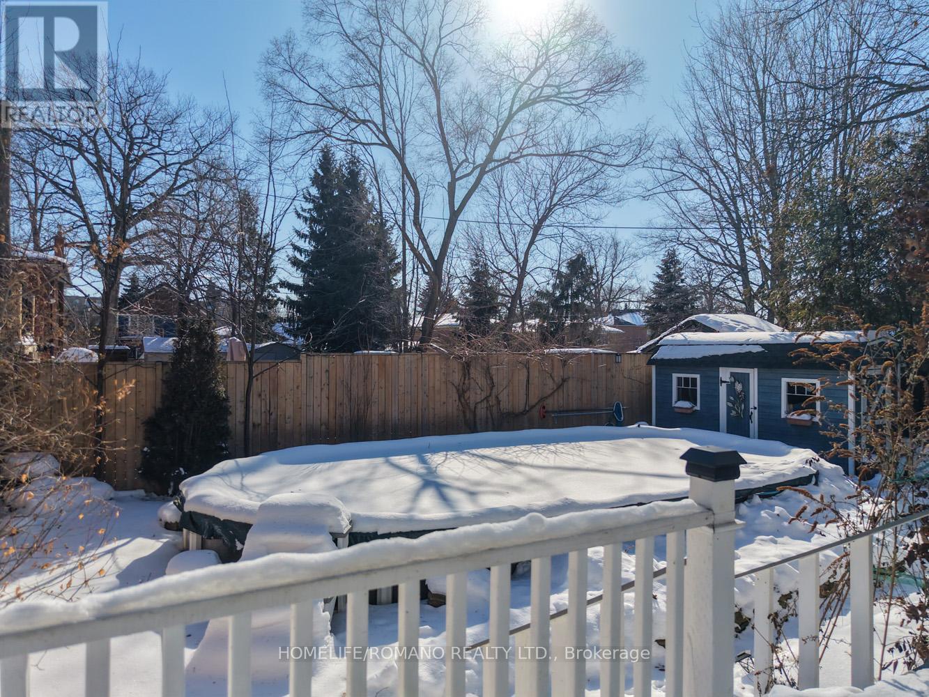 11 Dominion Road, Toronto, Ontario  M8W 1J1 - Photo 37 - W12811752