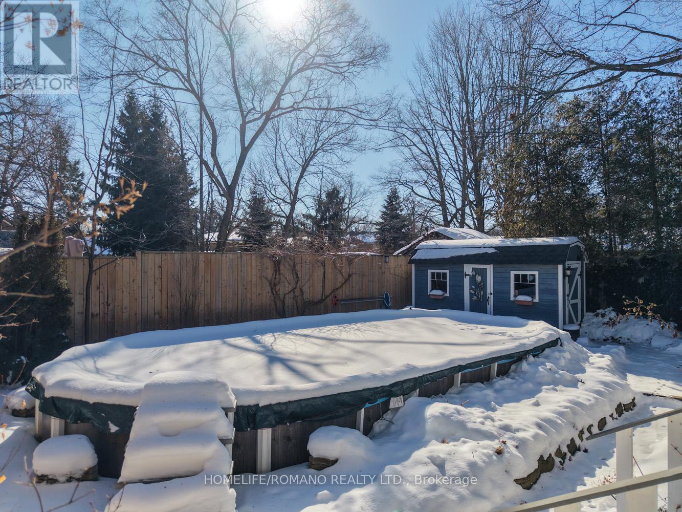 11 Dominion Road, Toronto, Ontario  M8W 1J1 - Photo 38 - W12811752