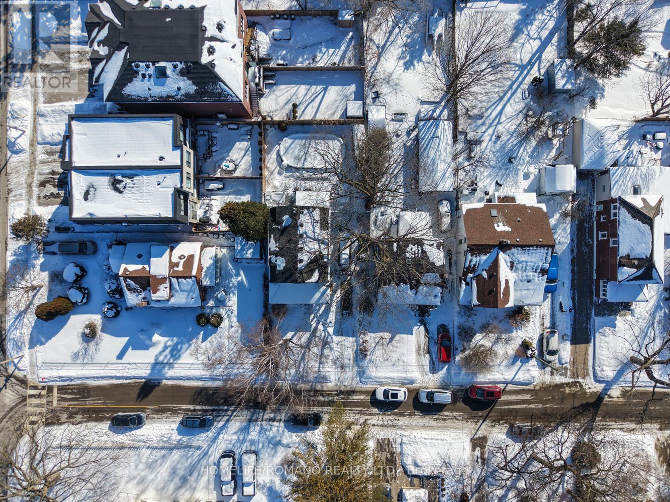 11 Dominion Road, Toronto, Ontario  M8W 1J1 - Photo 41 - W12811752