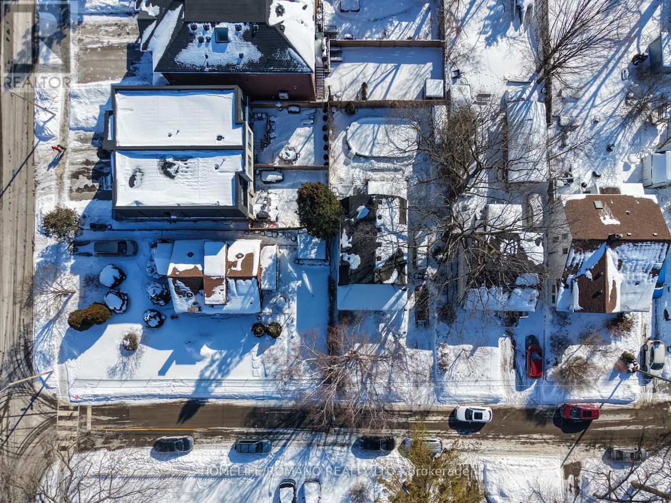 11 Dominion Road, Toronto, Ontario  M8W 1J1 - Photo 42 - W12811752