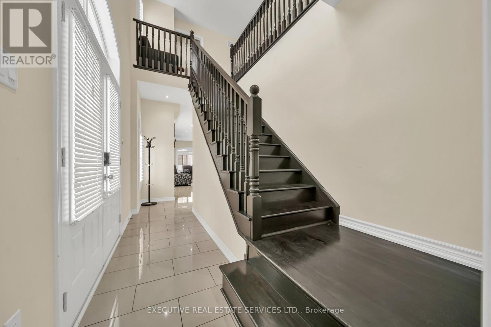 13 Masken Circle, Brampton, Ontario  L7A 4J2 - Photo 8 - W12811828