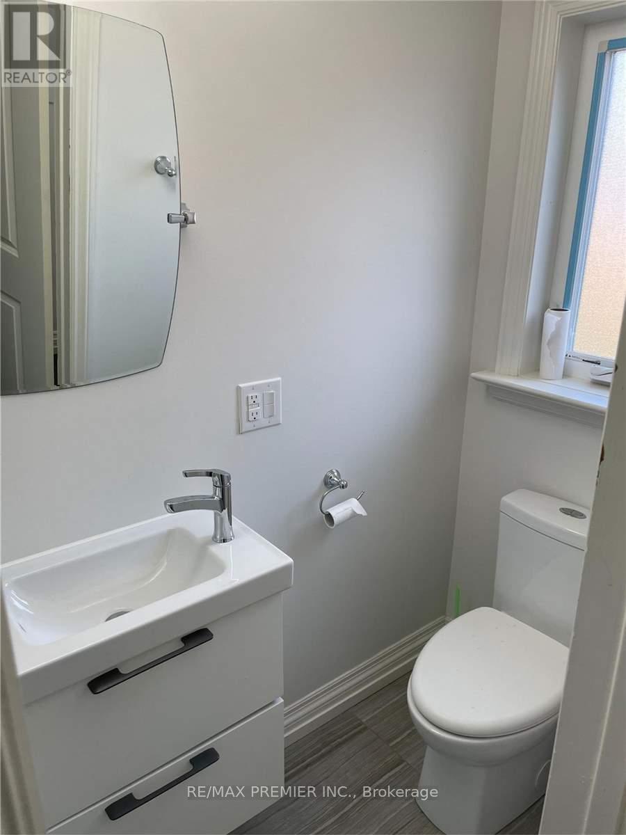 Bsmt - 44 Peacham Crescent, Toronto, Ontario  M3M 1S3 - Photo 11 - W12811872