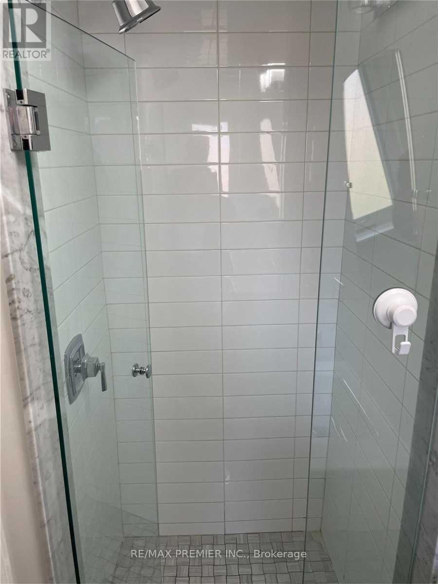 Bsmt - 44 Peacham Crescent, Toronto, Ontario  M3M 1S3 - Photo 12 - W12811872