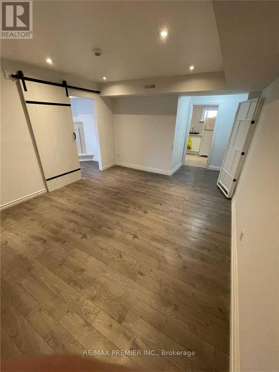 Bsmt - 44 Peacham Crescent, Toronto, Ontario  M3M 1S3 - Photo 8 - W12811872