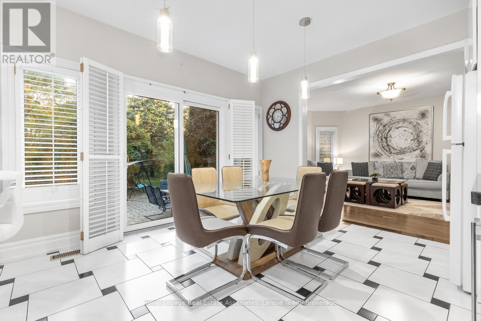 4622 Hewicks Lane, Mississauga, Ontario  L5M 3L8 - Photo 12 - W12811910