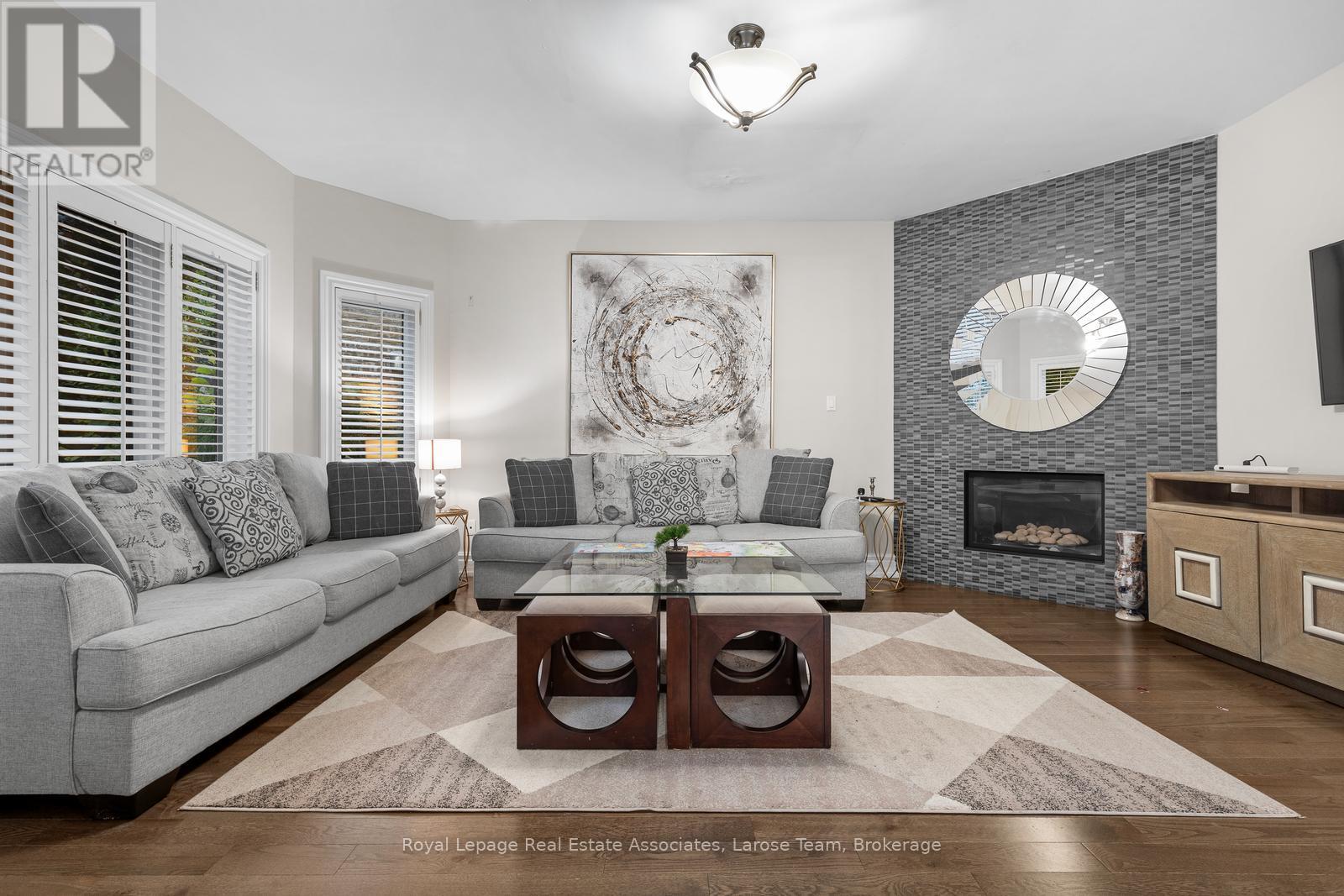 4622 Hewicks Lane, Mississauga, Ontario  L5M 3L8 - Photo 9 - W12811910