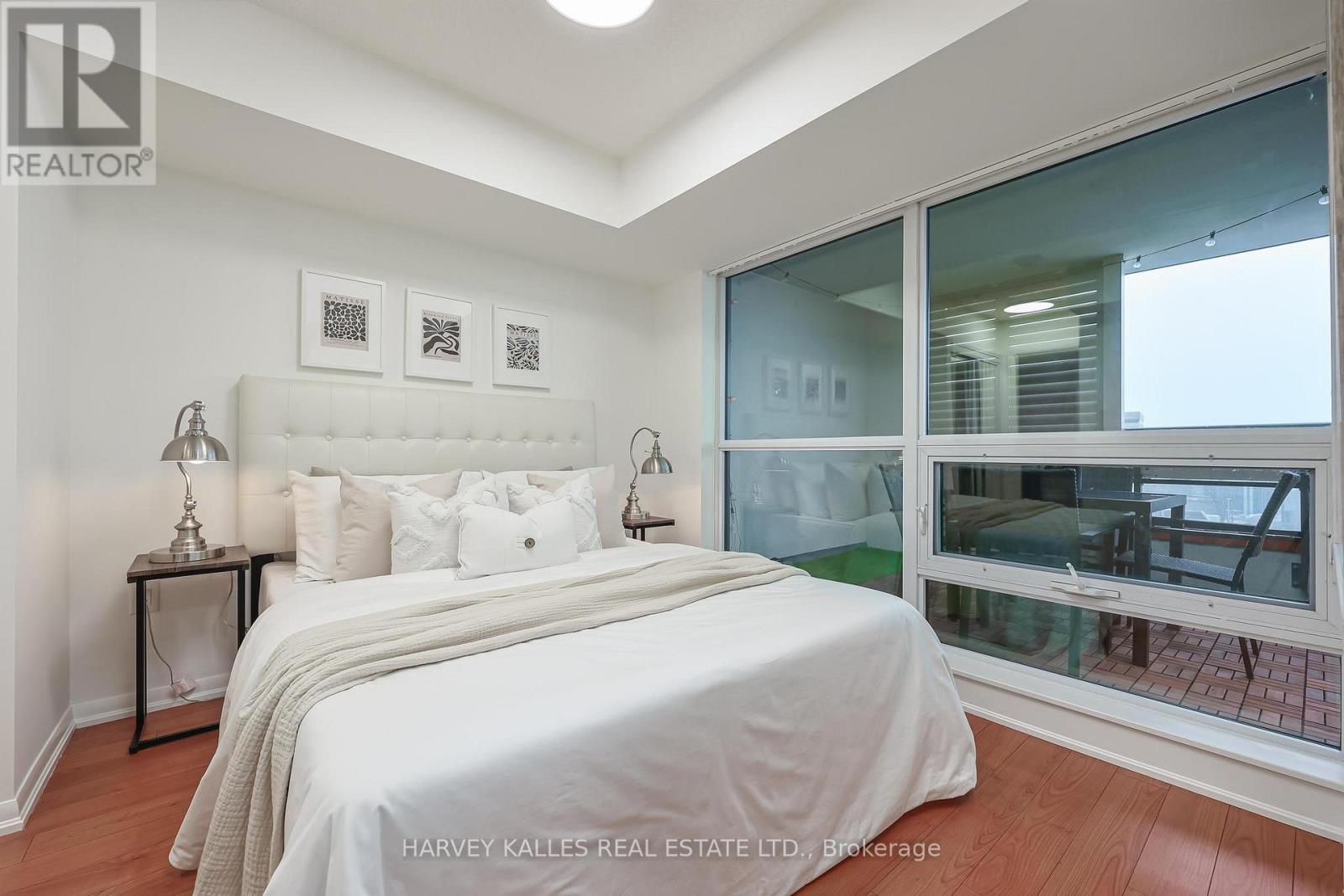 403 - 830 Lawrence Avenue W, Toronto, Ontario M6A 0B6 - Photo 13 - W12811954