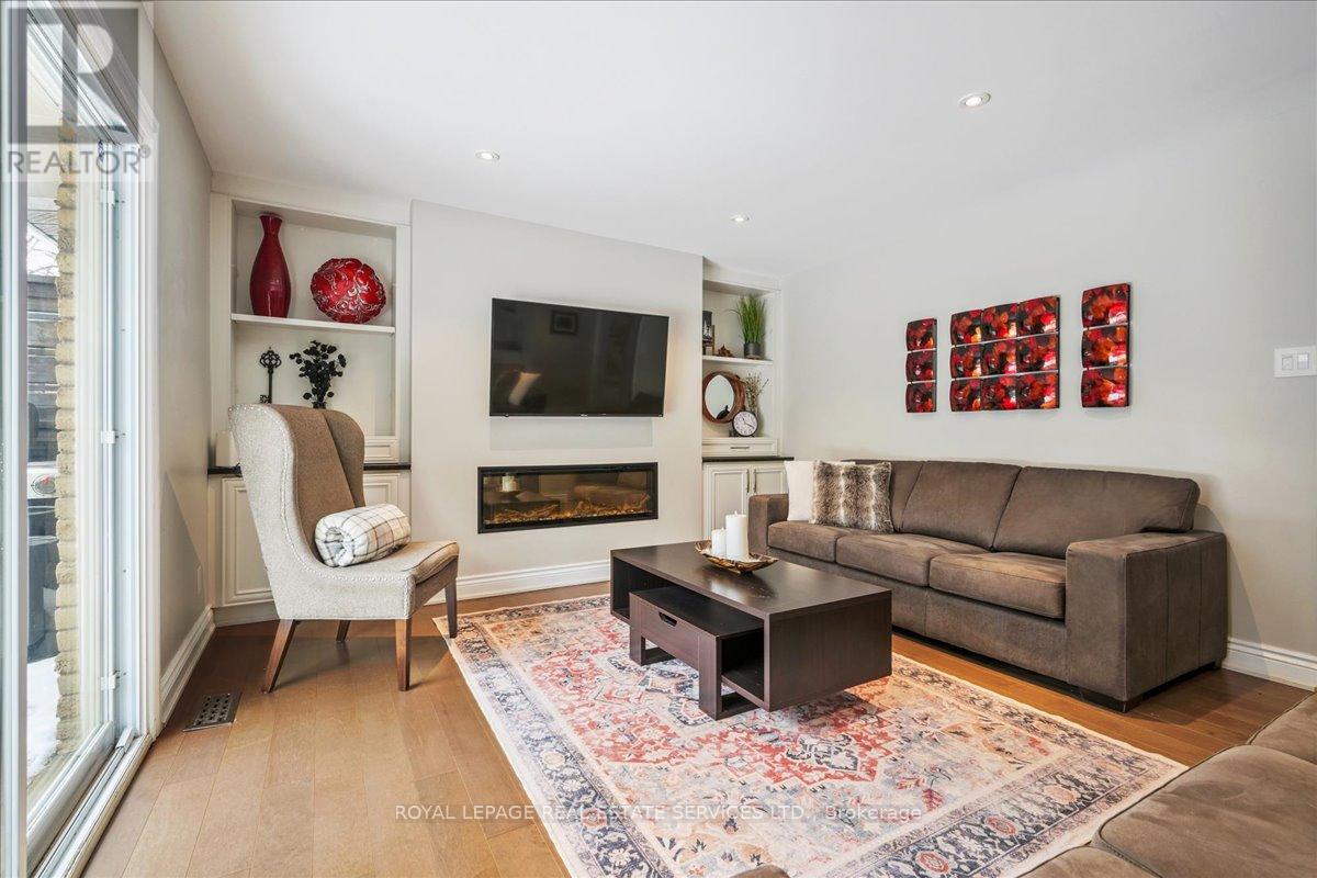 1466 Flaminia Court, Mississauga, Ontario  L5J 3Z6 - Photo 8 - W12811960