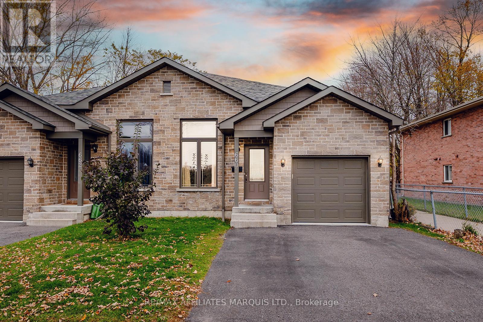 660 HAMILTON CRESCENT, Cornwall, Ontario