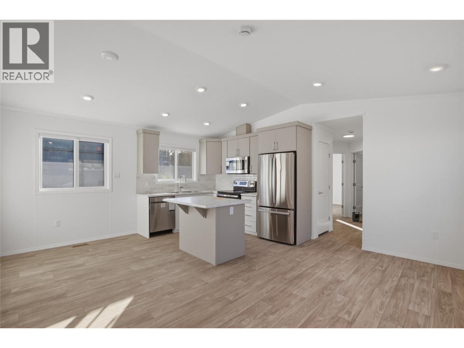 1375 Ord Road Unit# 69, Kamloops, British Columbia  V2B 7V3 - Photo 5 - 10376390