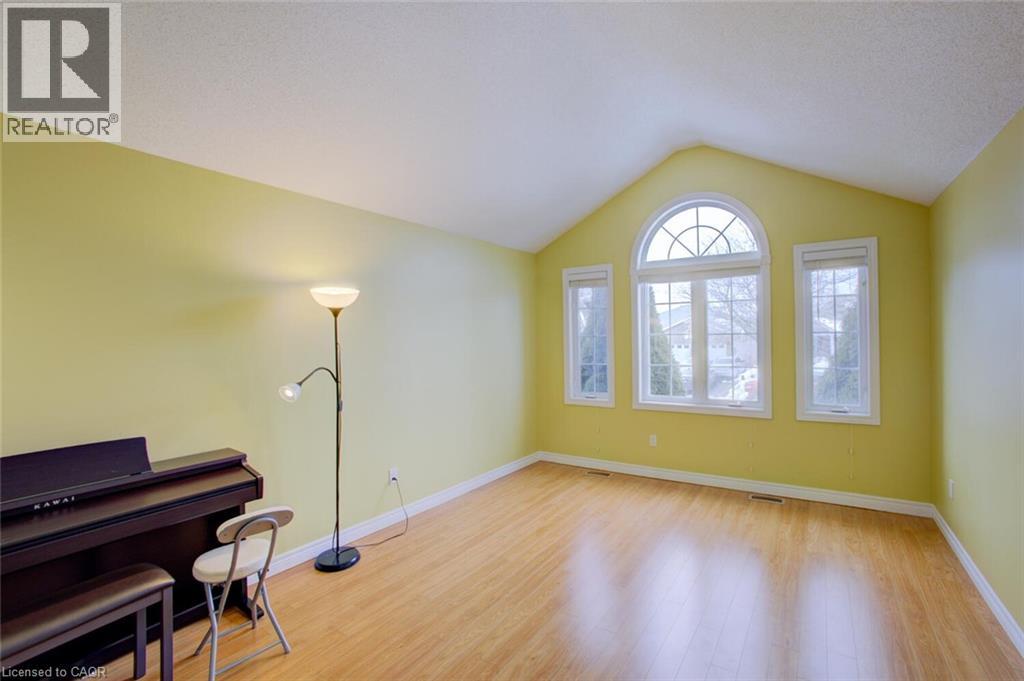 32 Chalk Court, Cambridge, Ontario  N1T 1Y6 - Photo 4 - 40806586