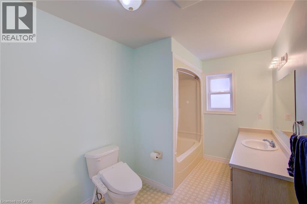 32 Chalk Court, Cambridge, Ontario  N1T 1Y6 - Photo 26 - 40806586