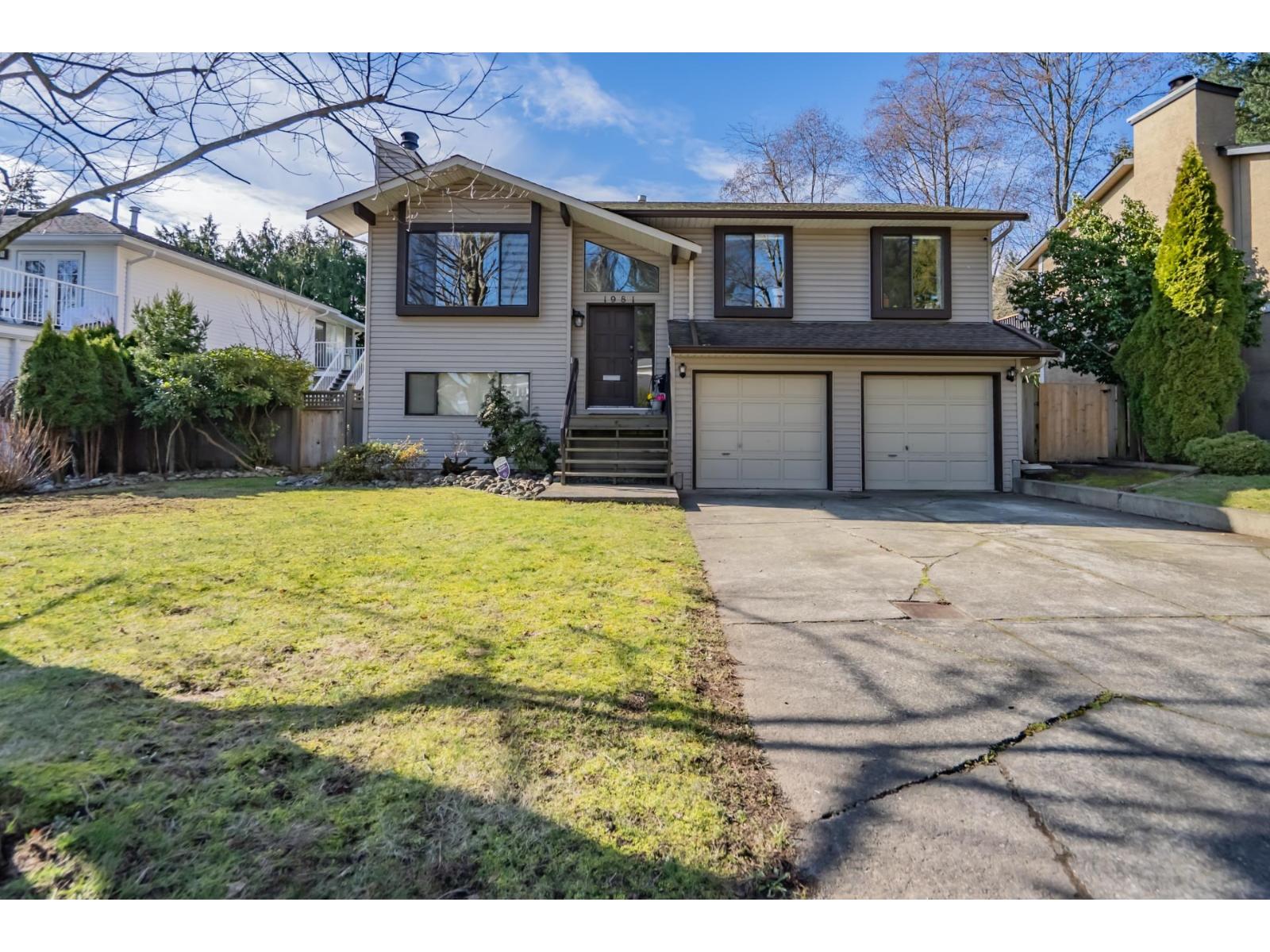 1981 158a Street, Surrey, British Columbia  V4A 7M3 - Photo 1 - R3092056