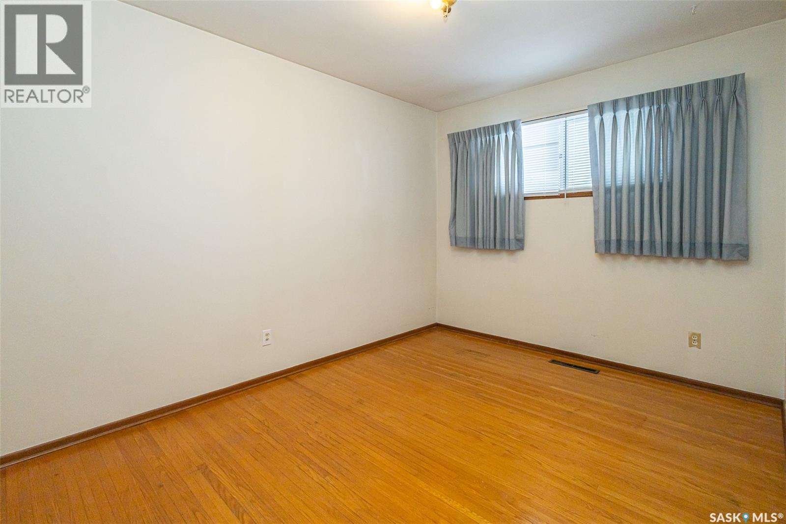 318 Montreal Avenue N, Saskatoon, Saskatchewan  S7L 3N8 - Photo 14 - SK029007