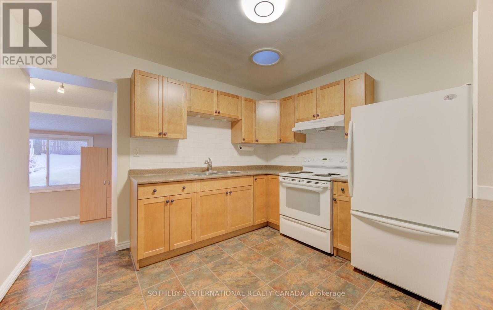 613 Guelph Street, Kitchener, Ontario  N2H 5Y5 - Photo 16 - X12811846