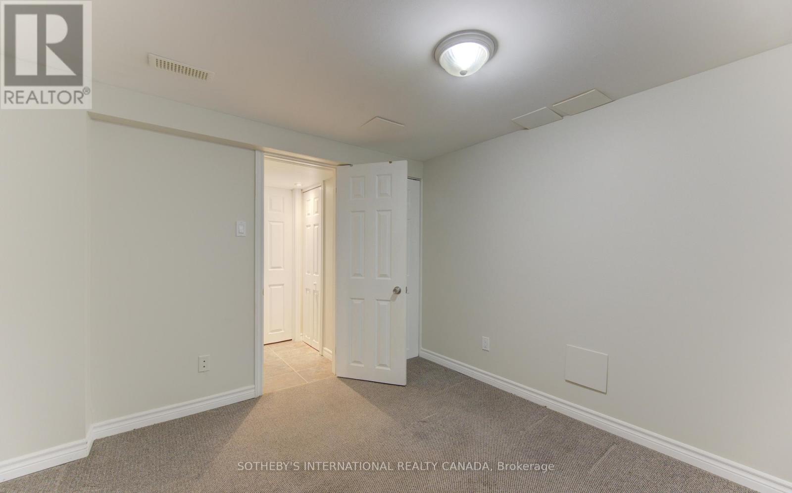 613 Guelph Street, Kitchener, Ontario  N2H 5Y5 - Photo 36 - X12811846