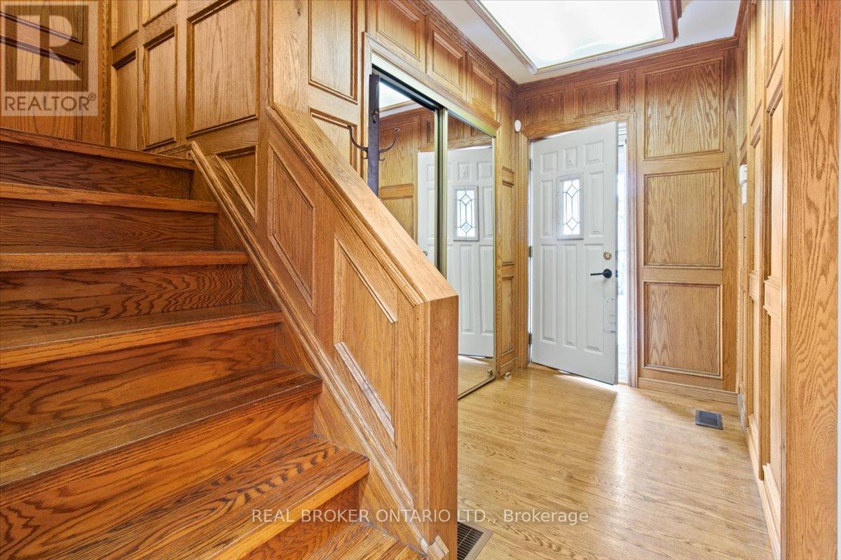 28 Glendale Avenue S, Hamilton, Ontario  L8M 3E8 - Photo 5 - X12811904