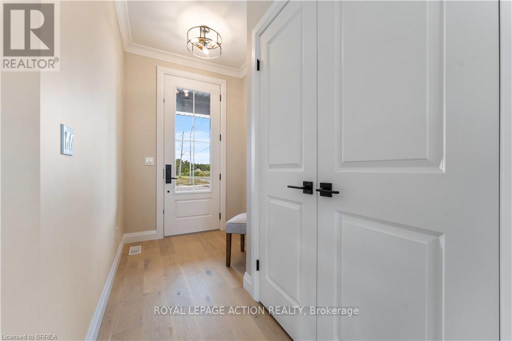 111 Judd Drive, Norfolk, Ontario  N3Y 4Y8 - Photo 5 - X12811920