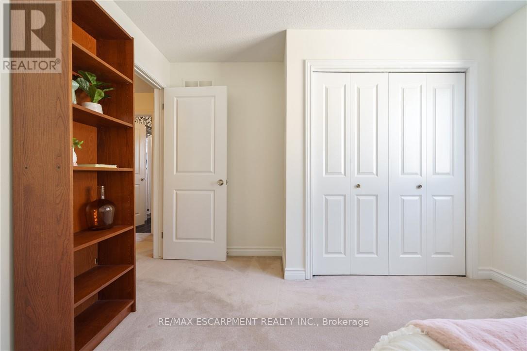 43 Glenayr Street, Hamilton, Ontario  L9C 7J2 - Photo 36 - X12811936