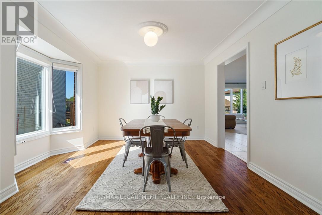 43 Glenayr Street, Hamilton, Ontario  L9C 7J2 - Photo 9 - X12811936