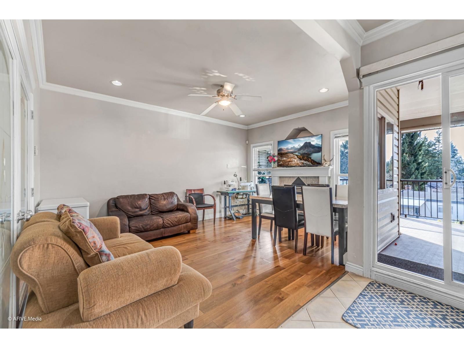 9833 128 Street, Surrey, British Columbia  V3T 2Y5 - Photo 9 - R3092106