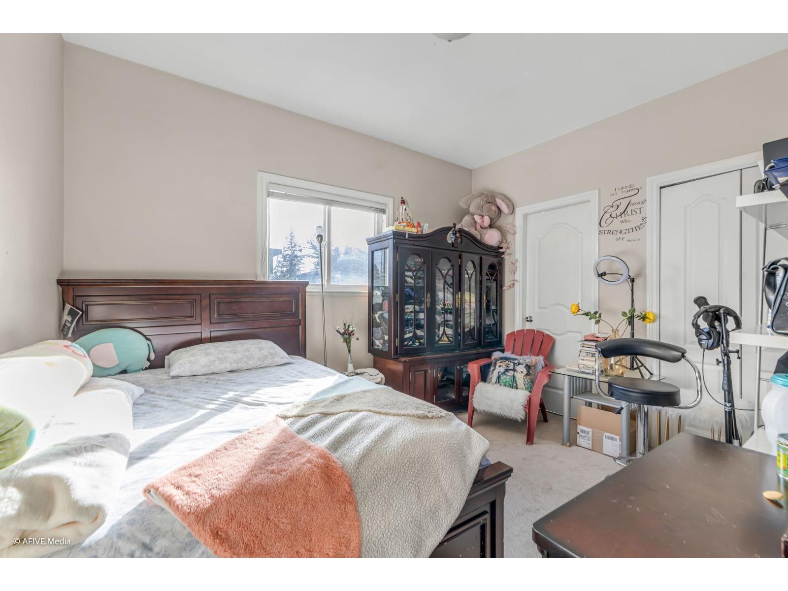 9833 128 Street, Surrey, British Columbia  V3T 2Y5 - Photo 17 - R3092106