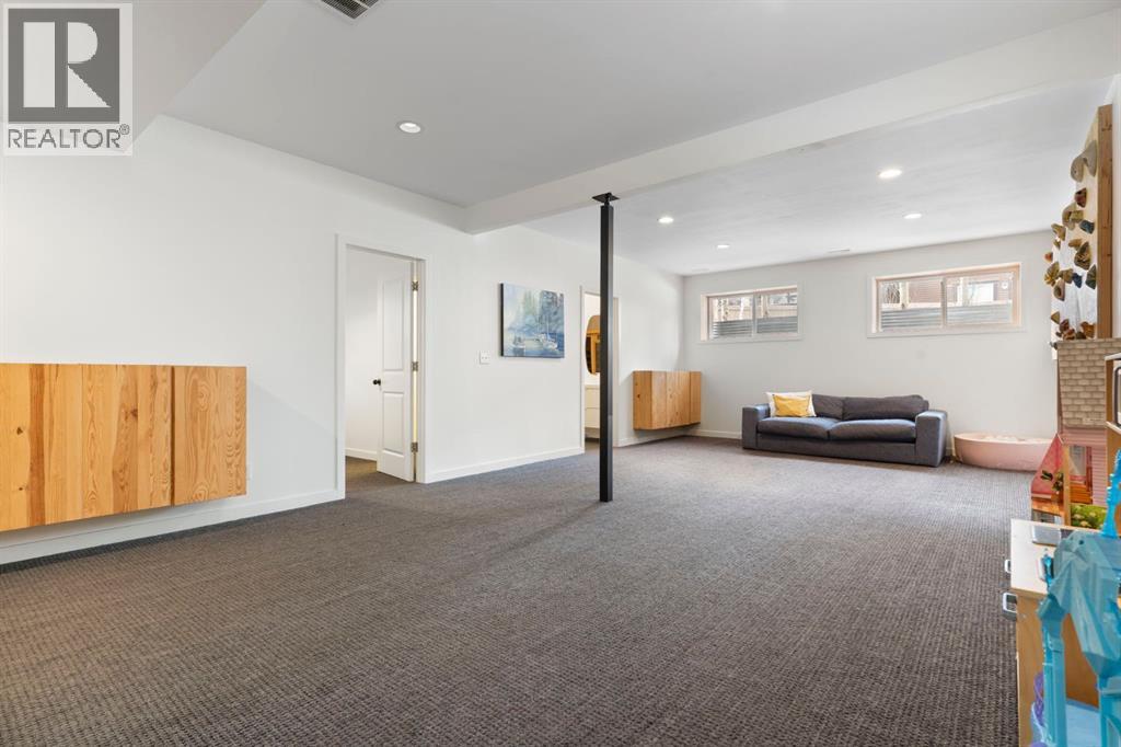 196 Jumping Pound Terrace, Cochrane, Alberta  T4C 0K5 - Photo 42 - A2281869