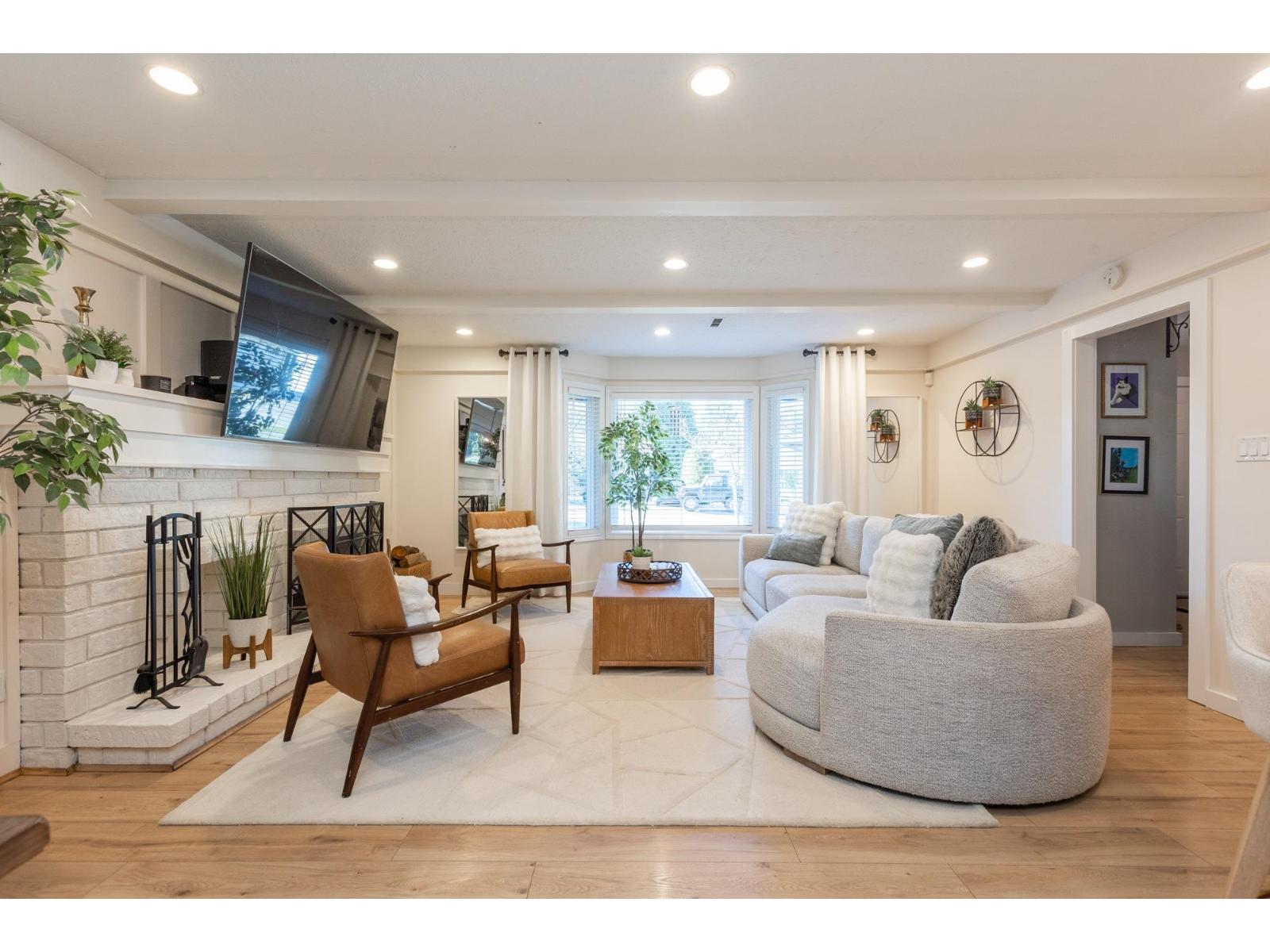 4638 198c Street, Langley, British Columbia  V3A 5S4 - Photo 3 - R3092107