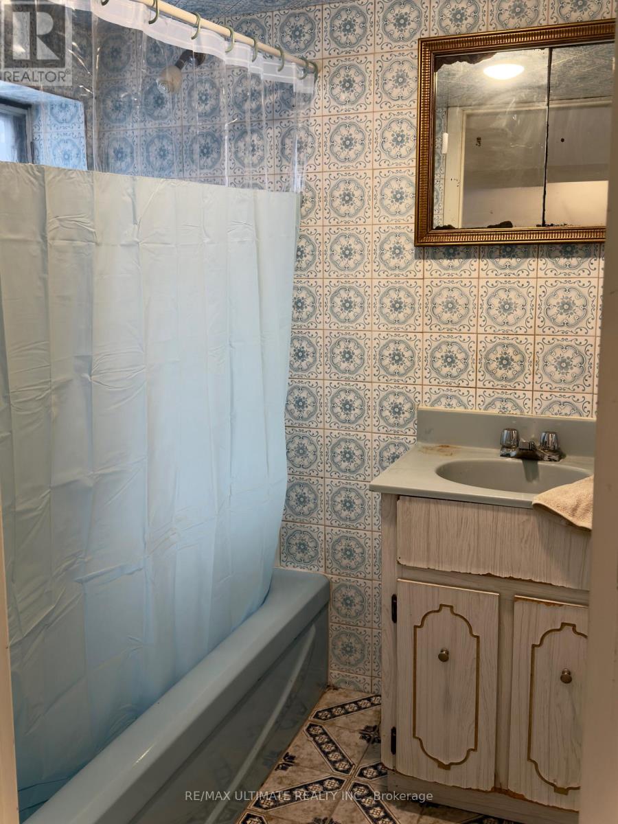 33 Shannon Street, Toronto, Ontario M6J 2E6 - Photo 30 - C12811968