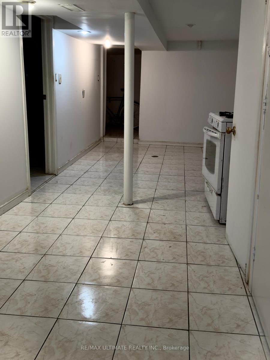 33 Shannon Street, Toronto, Ontario M6J 2E6 - Photo 32 - C12811968