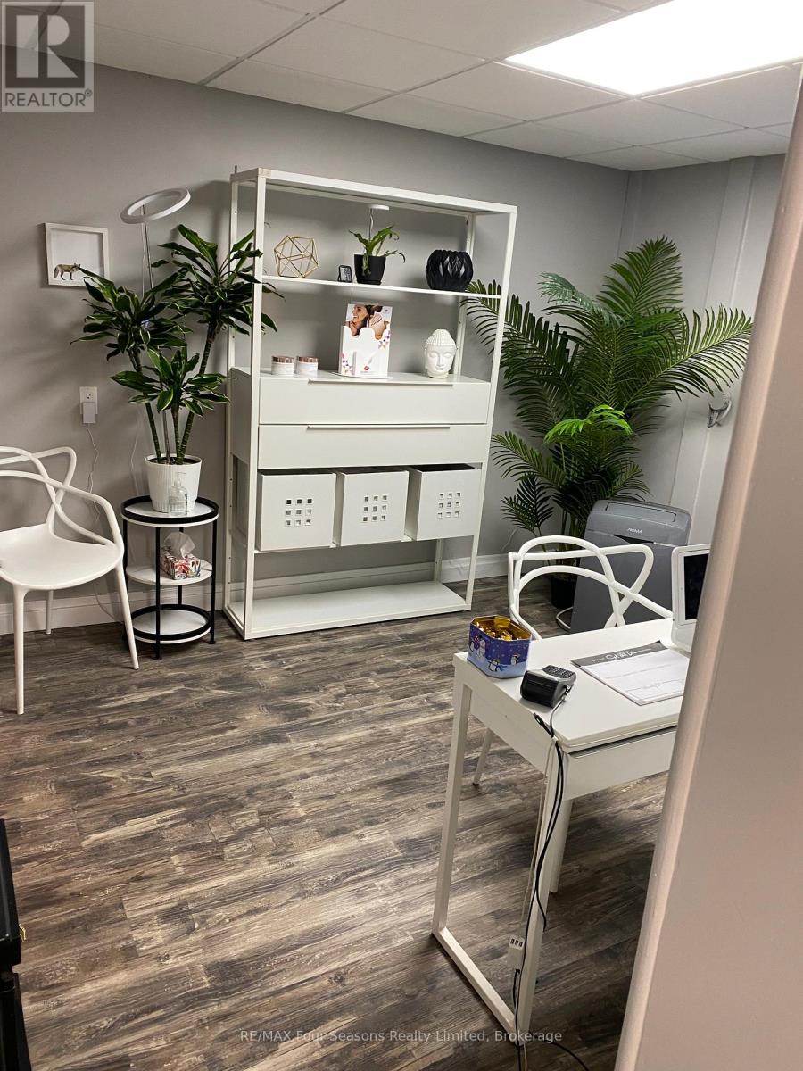 # 201 - 22 Second Street, Collingwood, Ontario  L9Y 1E3 - Photo 13 - S12812018