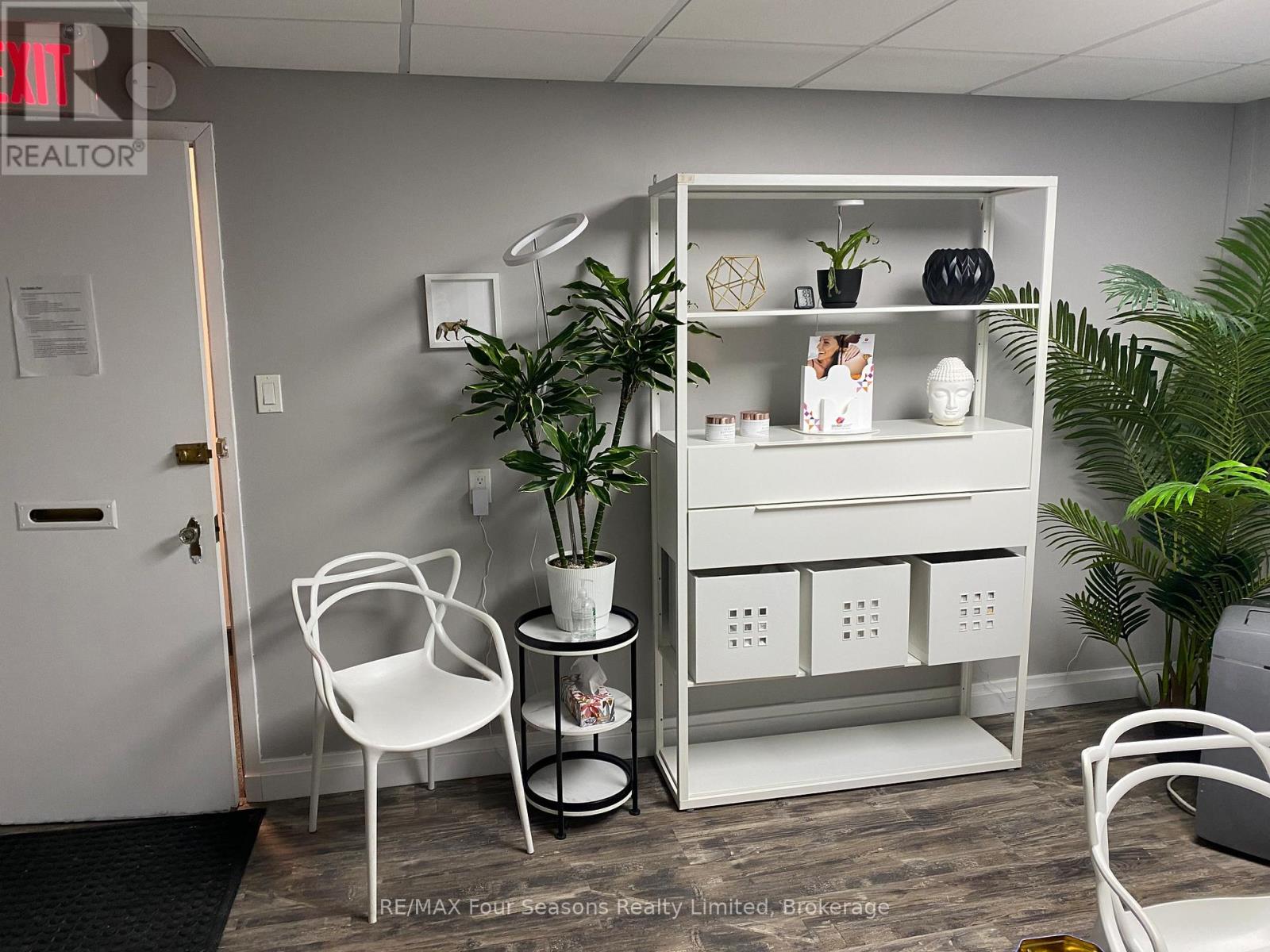 # 201 - 22 Second Street, Collingwood, Ontario  L9Y 1E3 - Photo 16 - S12812018