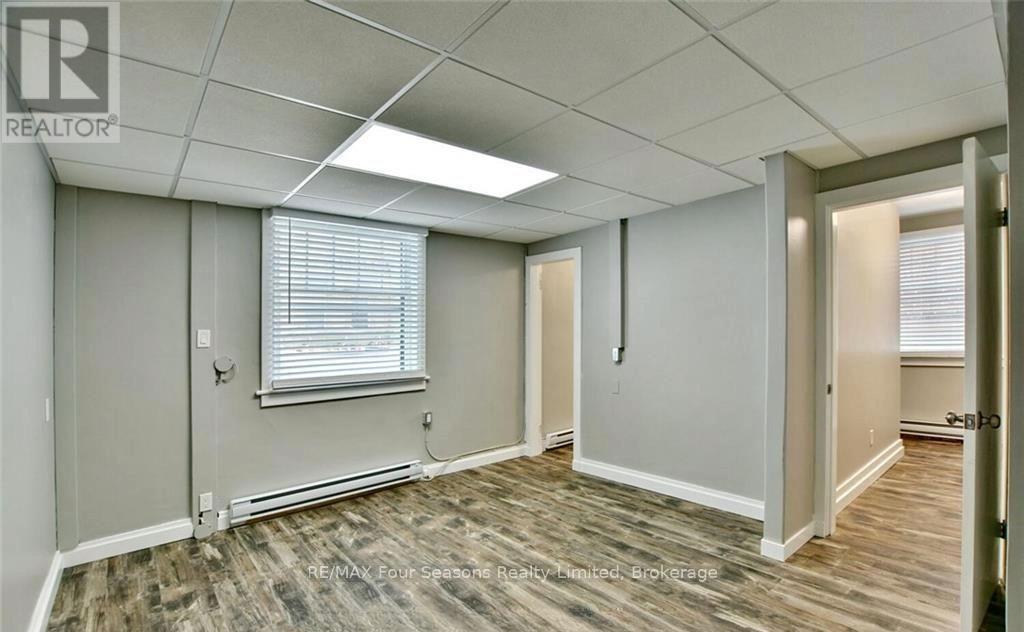 # 201 - 22 Second Street, Collingwood, Ontario  L9Y 1E3 - Photo 18 - S12812018