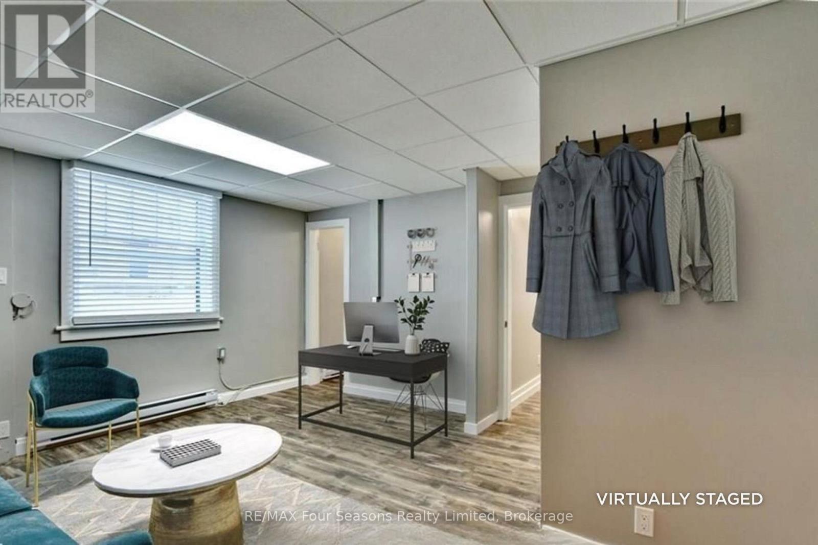 # 201 - 22 Second Street, Collingwood, Ontario  L9Y 1E3 - Photo 3 - S12812018