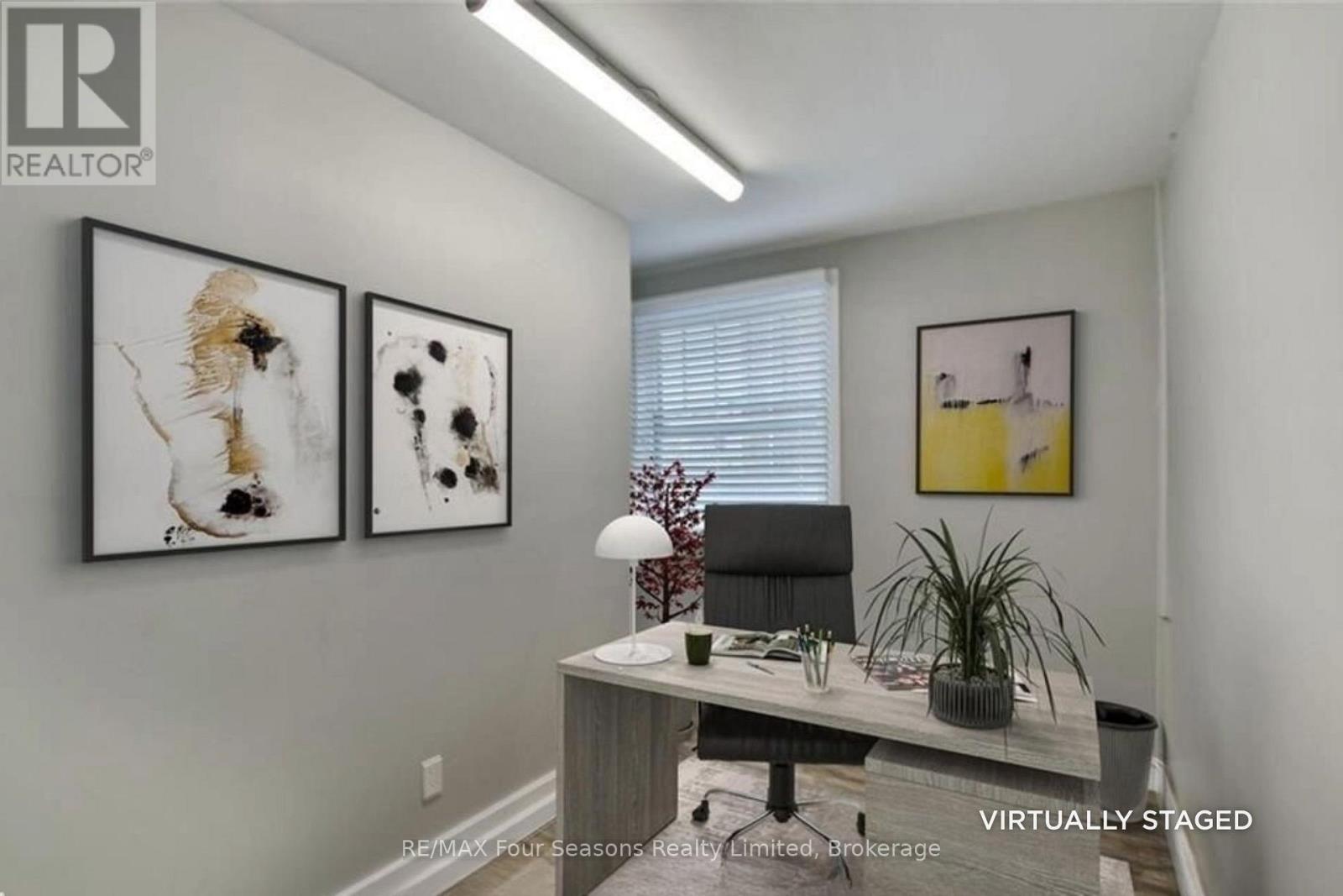 # 201 - 22 Second Street, Collingwood, Ontario  L9Y 1E3 - Photo 4 - S12812018