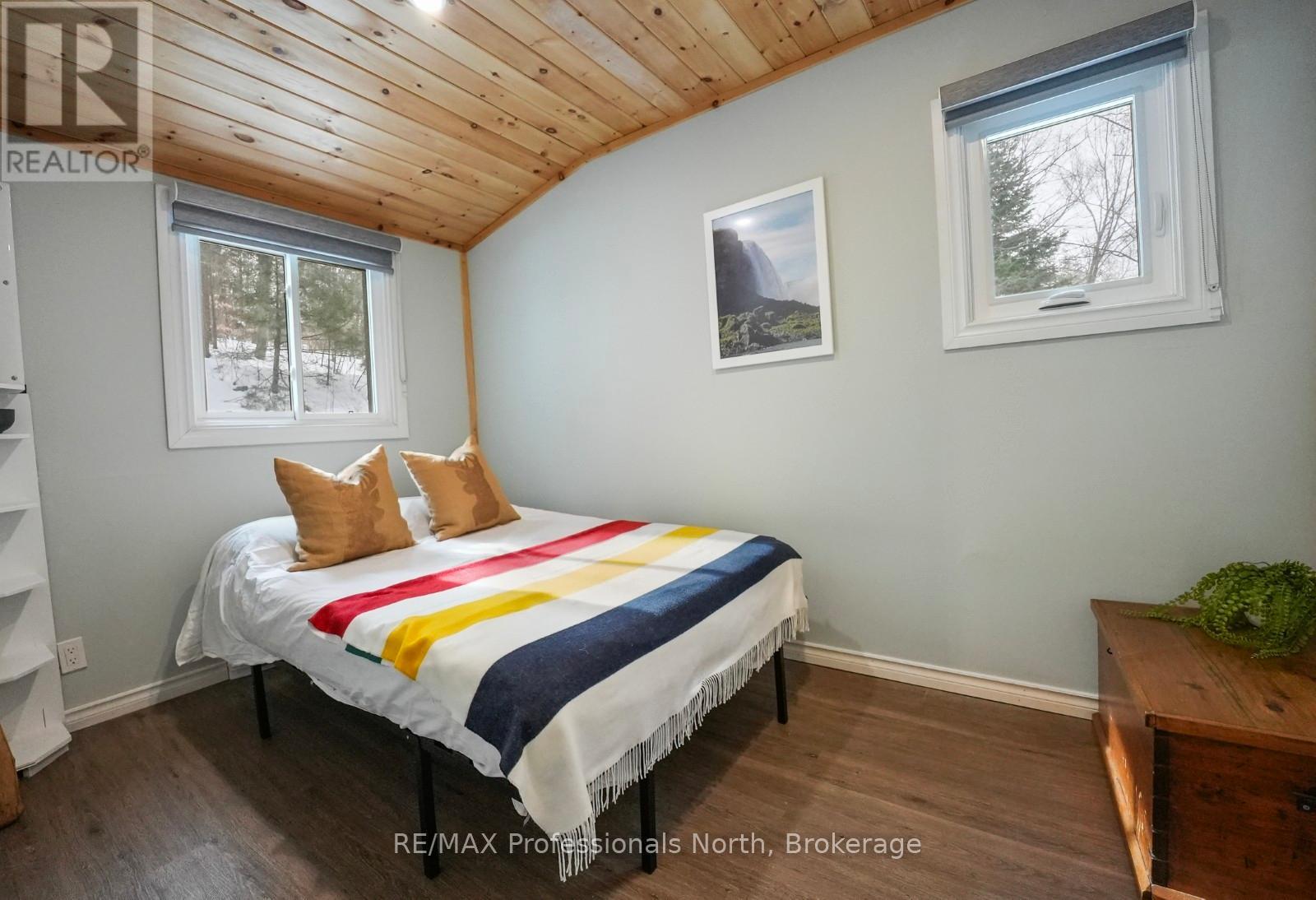 1016 Linsmore Lane, Dysart Et Al (Guilford), Ontario  K0M 1S0 - Photo 11 - X12812016