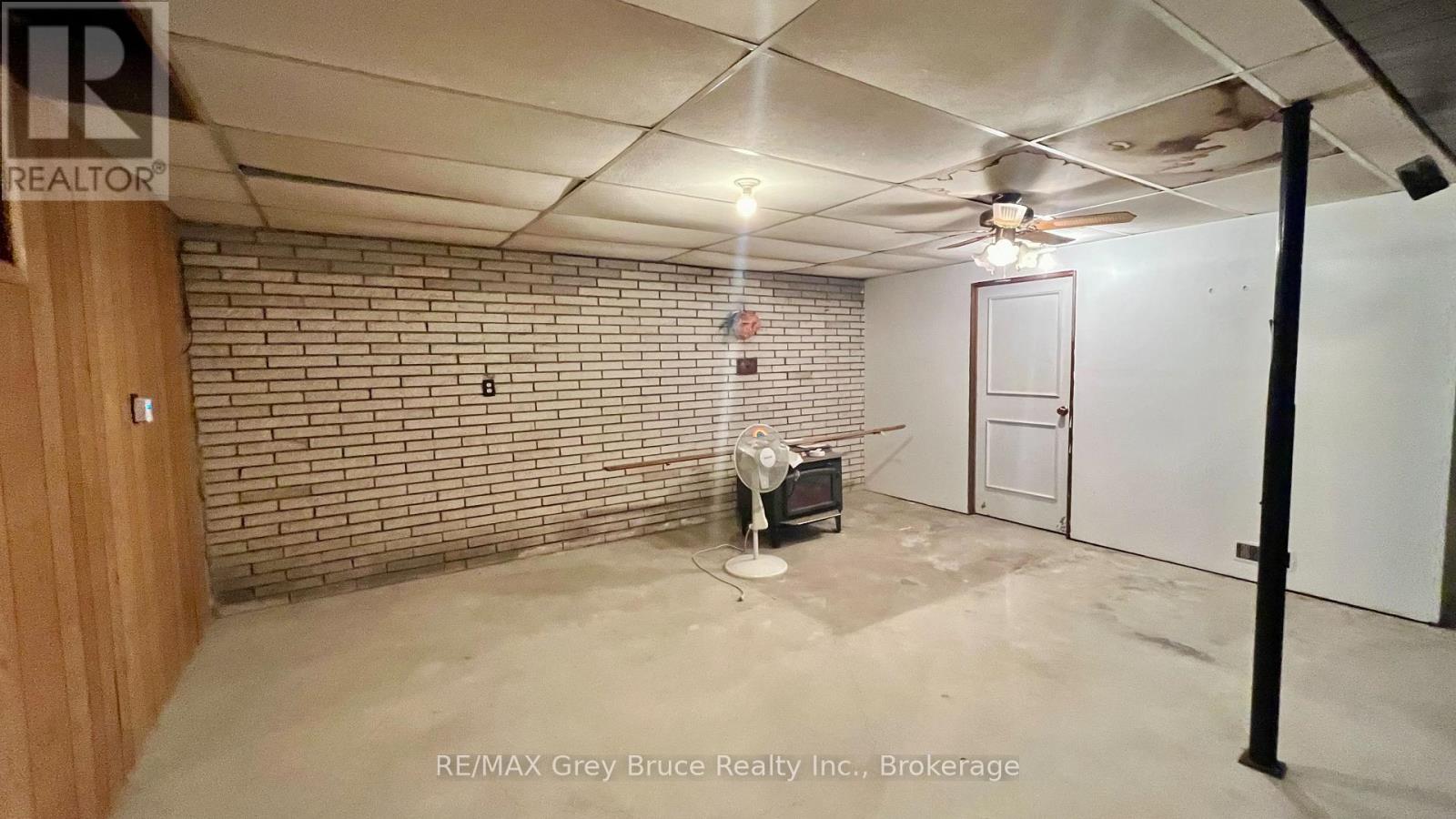 1069 7th Avenue, Hanover, Ontario N4N 2K4 - Photo 15 - X12812100