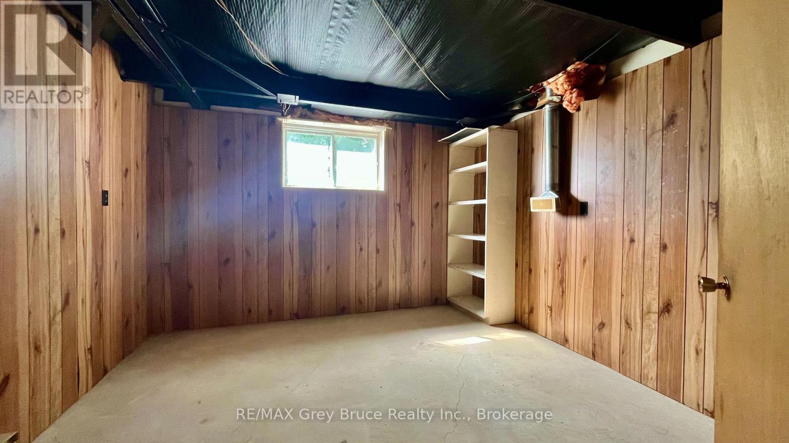 1069 7th Avenue, Hanover, Ontario N4N 2K4 - Photo 20 - X12812100