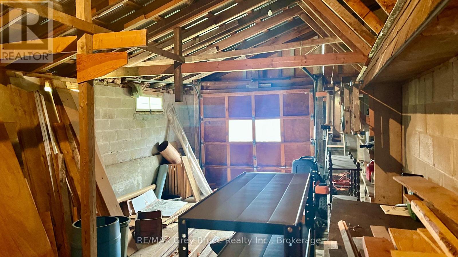 1069 7th Avenue, Hanover, Ontario N4N 2K4 - Photo 28 - X12812100