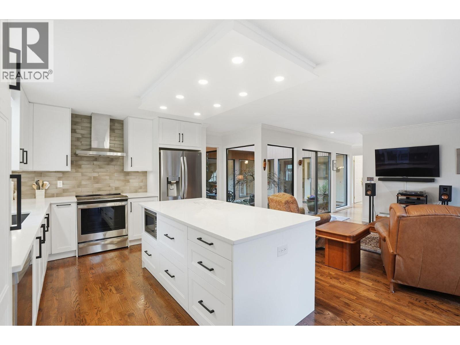 5225 4 Avenue, Delta, British Columbia  V4M 1G8 - Photo 7 - R3090380