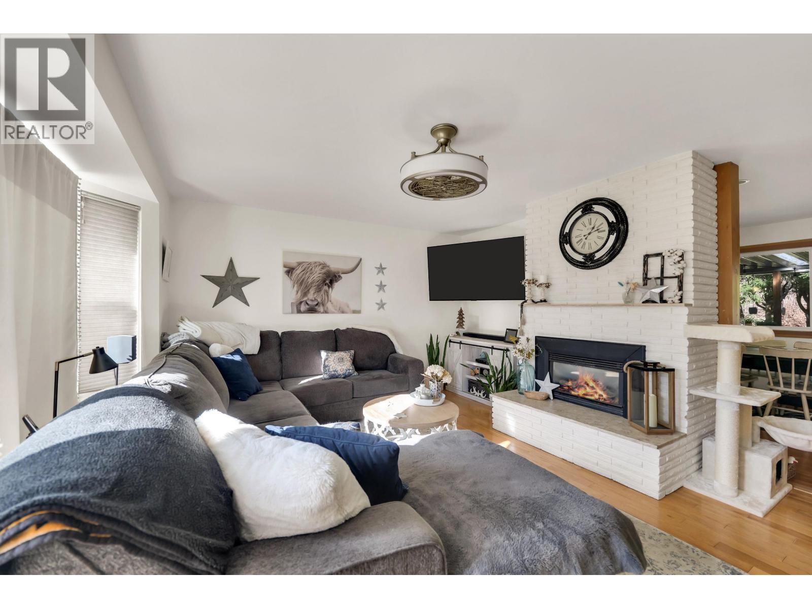 2278 Read Place, Squamish, British Columbia  V0N 1T0 - Photo 5 - R3092182