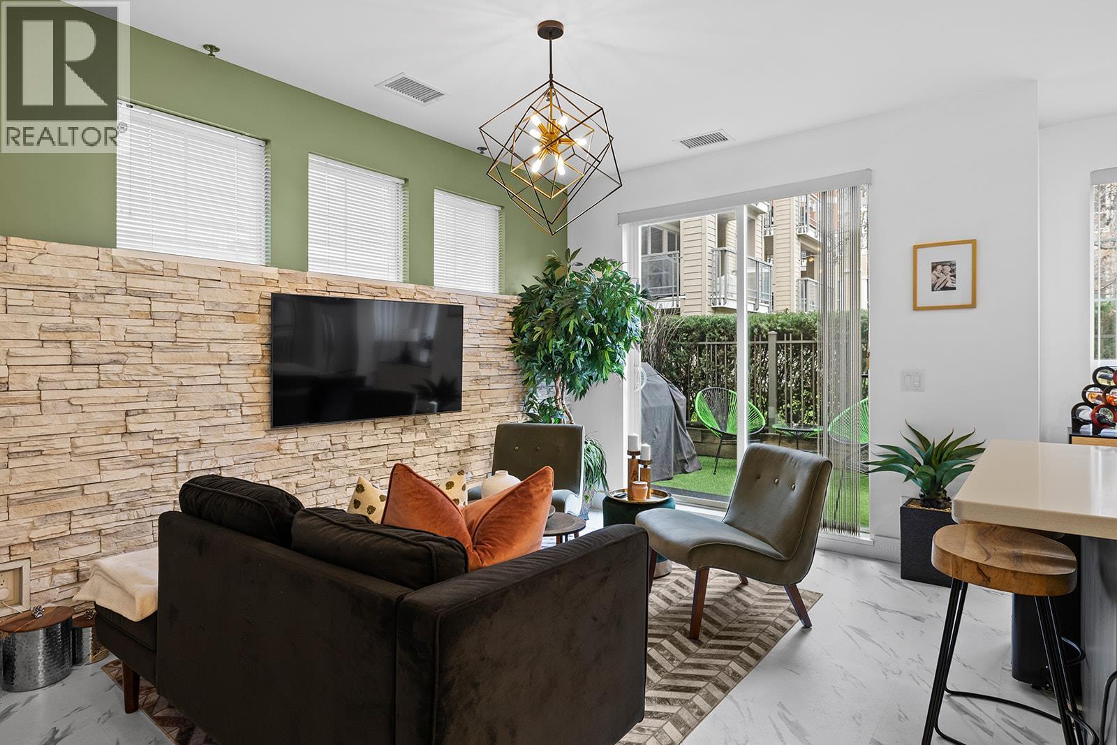 1123 Sunset Drive Kelowna Photo 38 1123 Sunset Drive Kelowna Photo 38