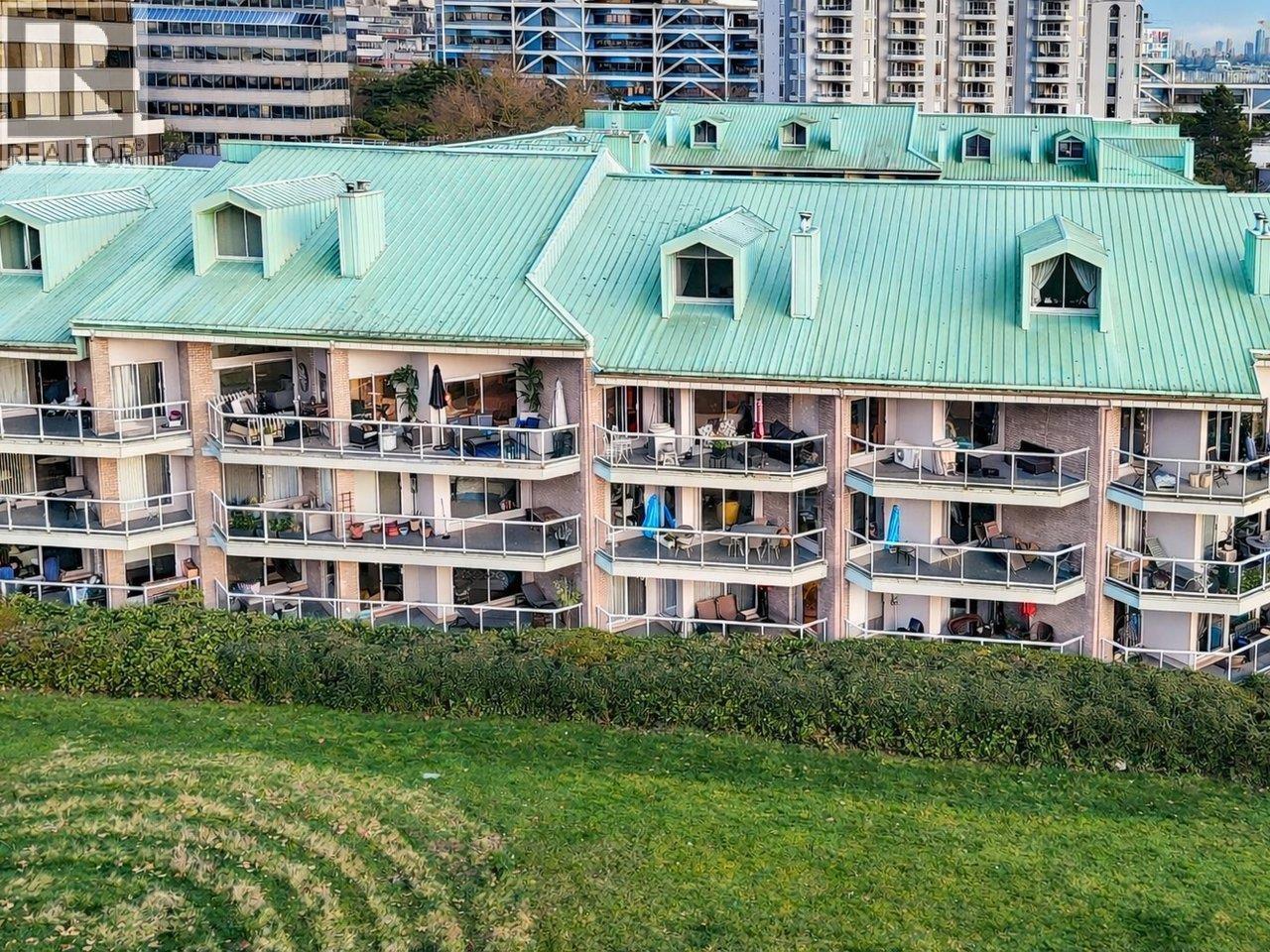 1306 33 Chesterfield Place, North Vancouver, British Columbia  V7M 3K4 - Photo 4 - R3091240