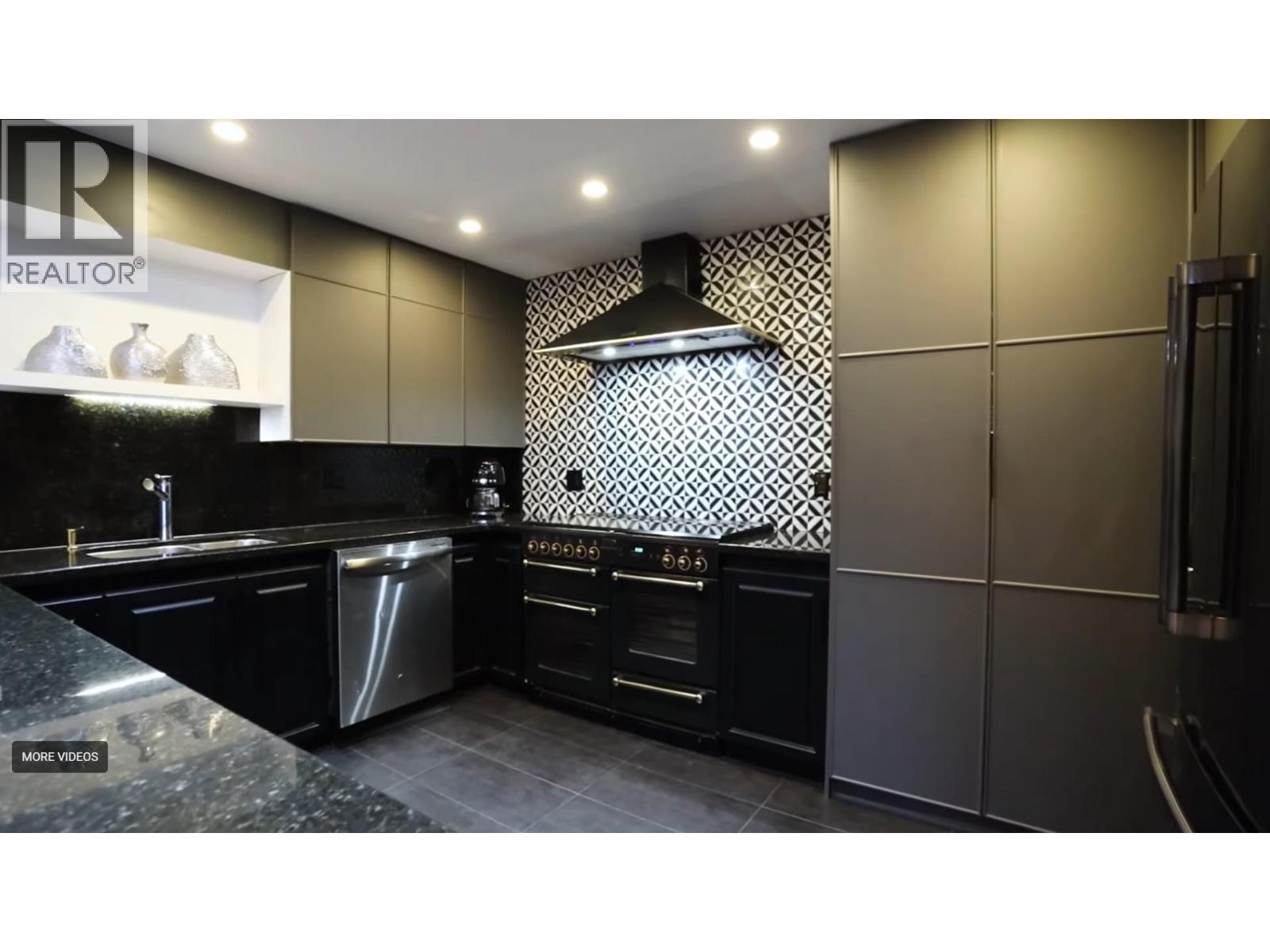 1306 33 Chesterfield Place, North Vancouver, British Columbia  V7M 3K4 - Photo 11 - R3091240