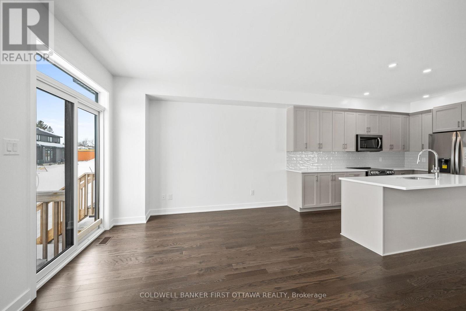 461 Shuttleworth Drive, Ottawa, Ontario  K1T 0T6 - Photo 10 - X12811988