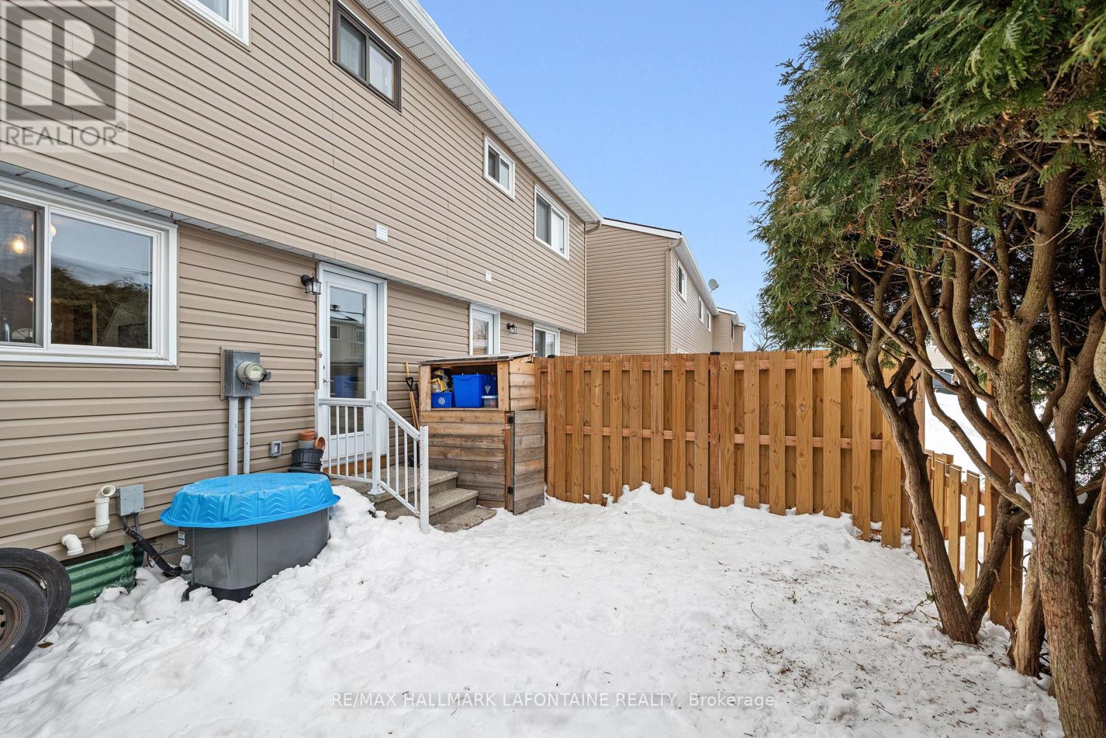 2275 Orient Park Drive, Ottawa, Ontario  K1B 4Y2 - Photo 13 - X12812098