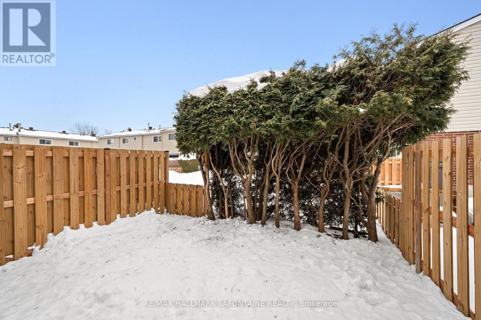 2275 Orient Park Drive, Ottawa, Ontario  K1B 4Y2 - Photo 14 - X12812098