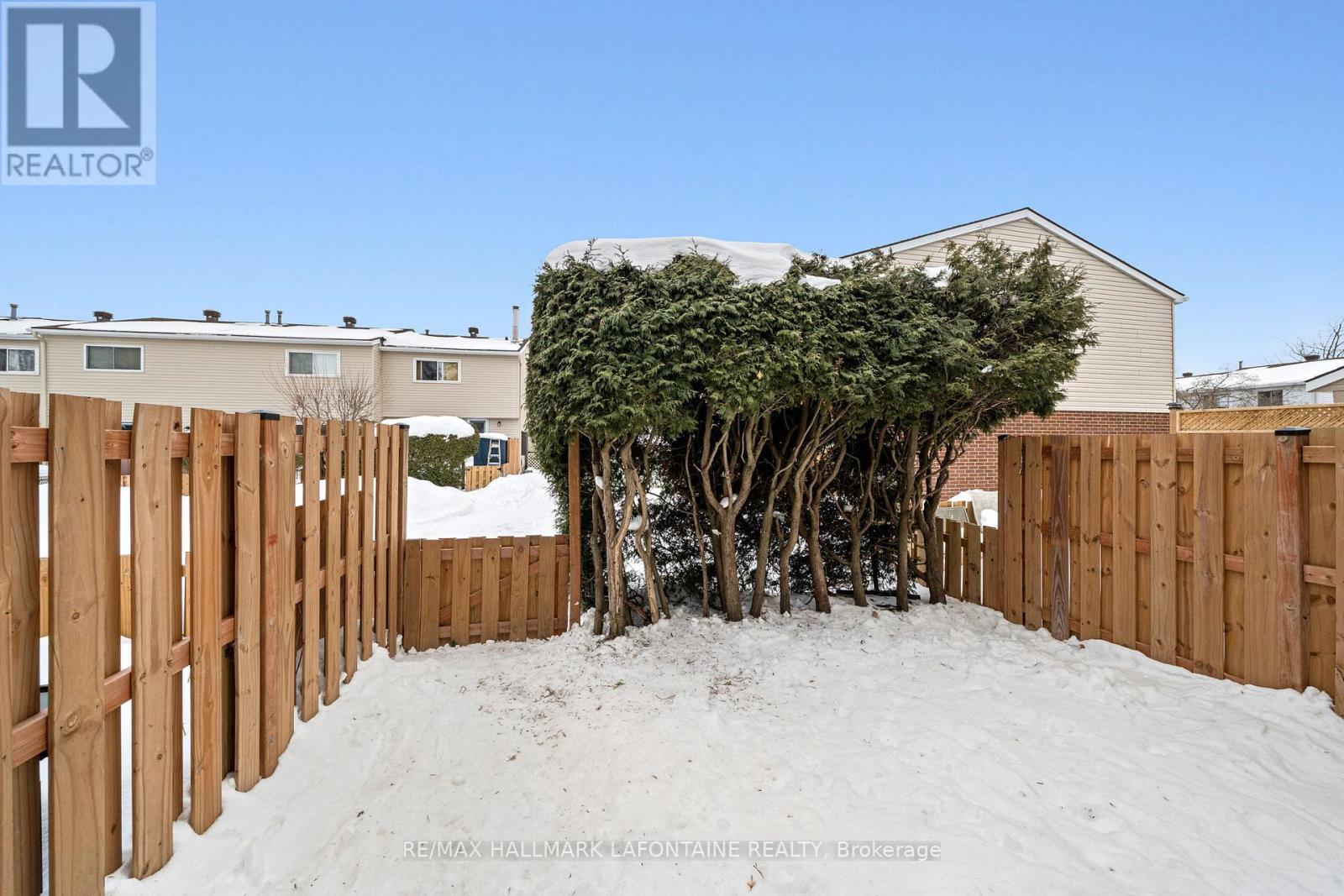 2275 Orient Park Drive, Ottawa, Ontario  K1B 4Y2 - Photo 15 - X12812098