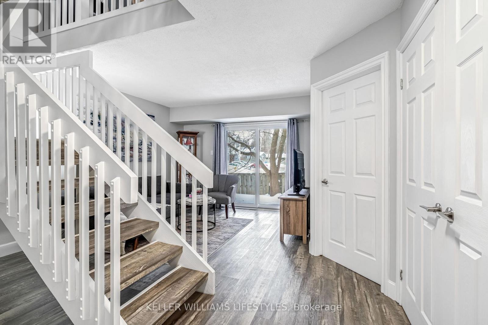 26 - 1399 Commissioners Road W, London South, Ontario  N6K 4G9 - Photo 10 - X12812050