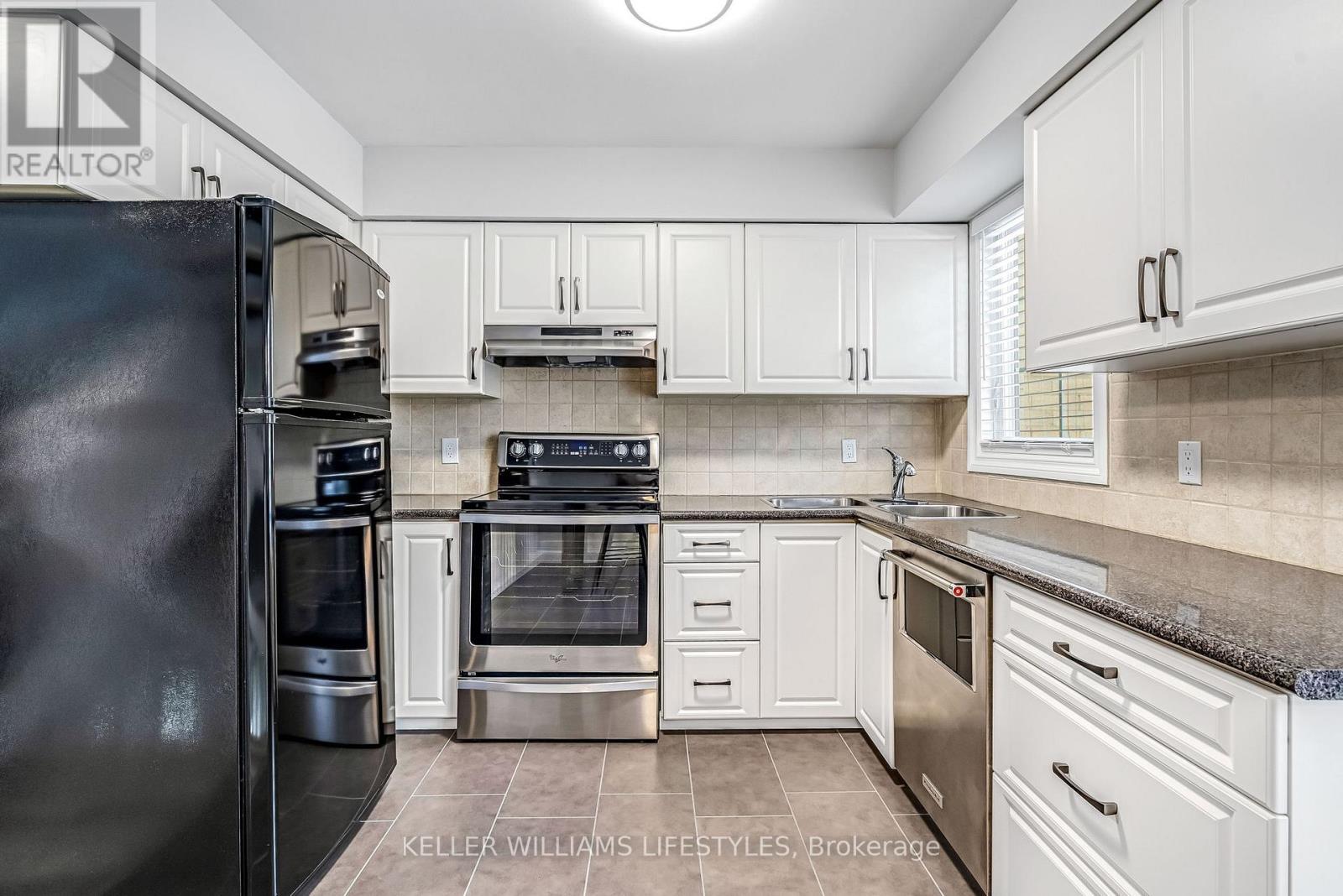 26 - 1399 Commissioners Road W, London South, Ontario  N6K 4G9 - Photo 25 - X12812050